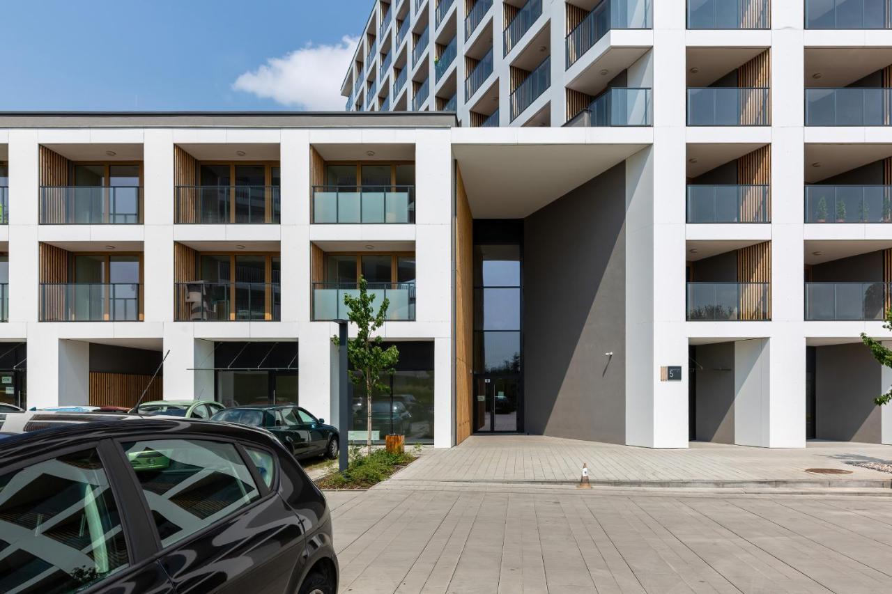 Elegancki Apartment Z Parkingiem By Noclegi Renters Варшава Екстериор снимка